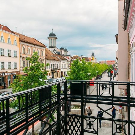 Neo Apartment Queen Cluj-Napoca Luaran gambar